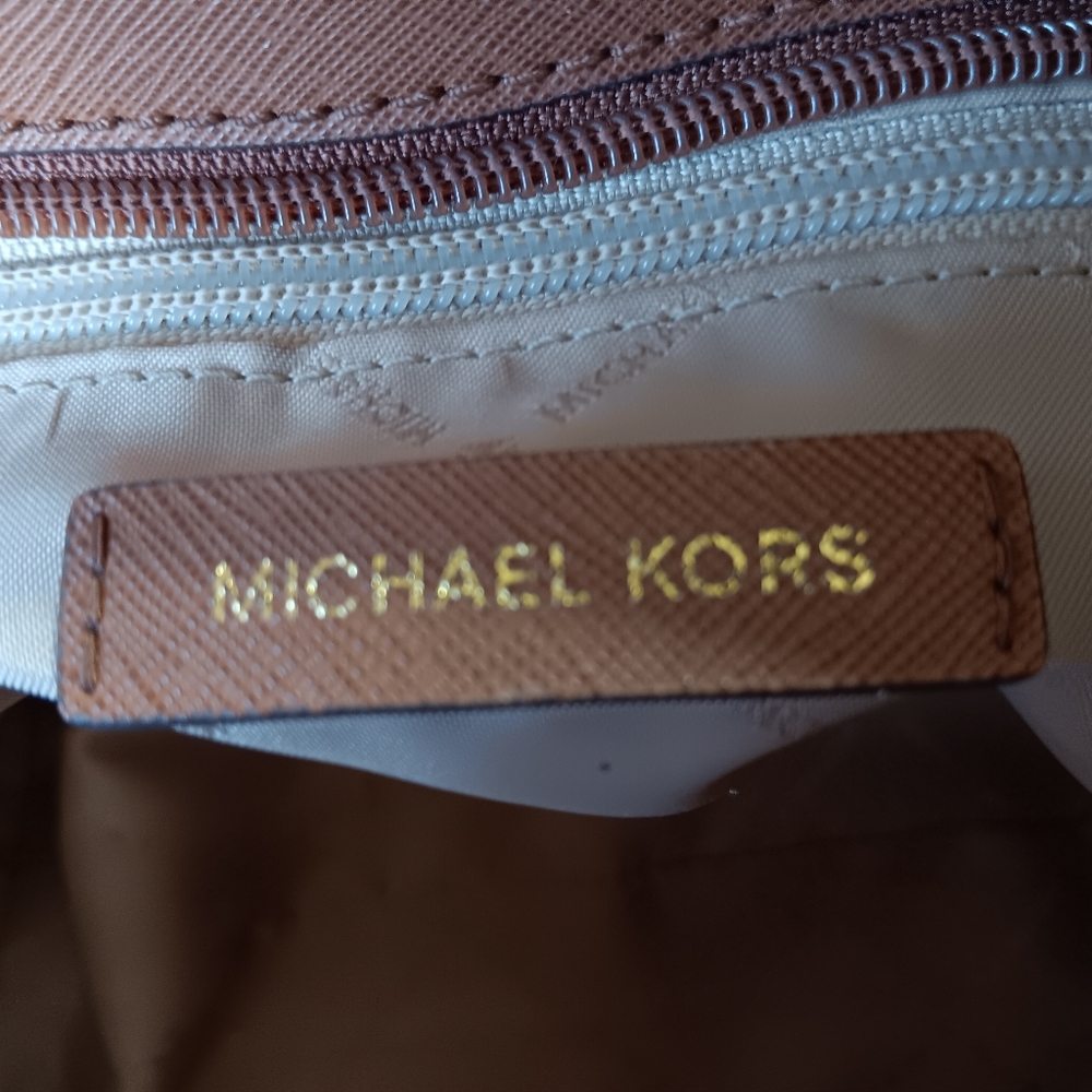 Michael Kors Jet Set Handbag Shoulder Bag Tote Purse - Picture 5 of 9